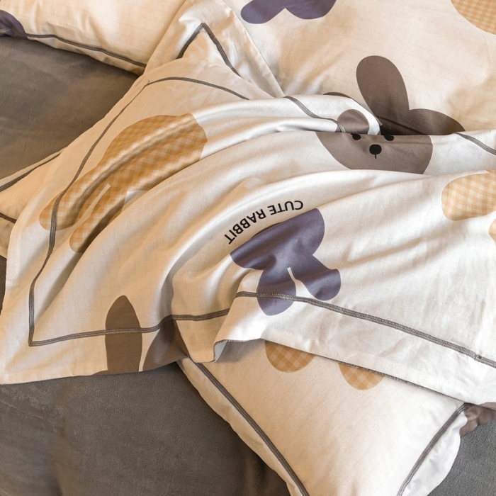 91家纺网 家纺一手货源 找家纺 大宽边A纯棉B牛奶绒四件套133*72全棉加绒法兰宝宝兔绒水晶 兔宝