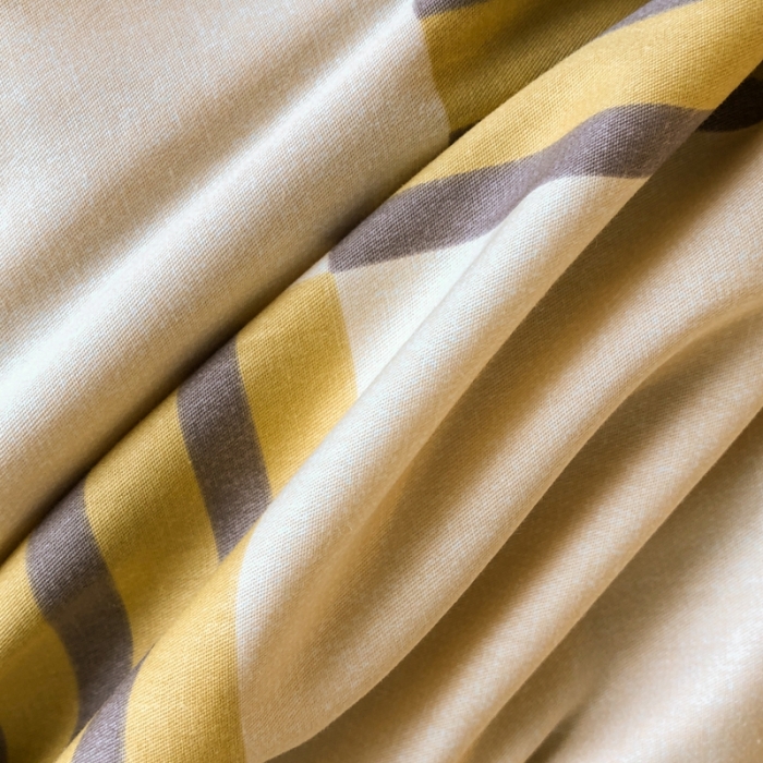 91家纺网 家纺一手货源 找家纺 大宽边A纯棉B牛奶绒四件套133*72全棉加绒法兰宝宝兔绒水晶 映彩