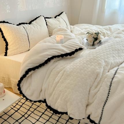 91家纺网 家纺一手货源 找家纺 （总）轻奢坊 2023新款兔兔绒牛奶绒爱心兔绒拼接款四件套