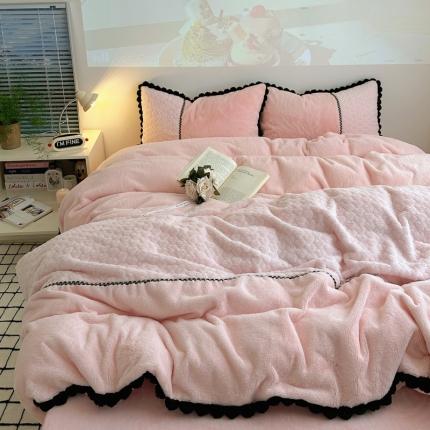 91家纺网 家纺一手货源 找家纺 （总）轻奢坊 2023新款兔兔绒牛奶绒爱心兔绒拼接款四件套