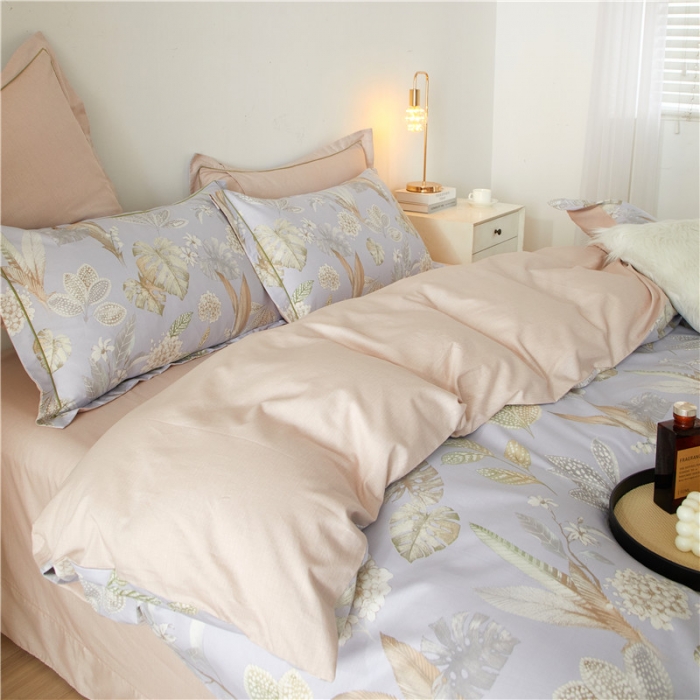 91家纺网 家纺一手货源 找家纺 沐白 2023全棉13376花卉条格系列印花四件套 铃兰花语-灰