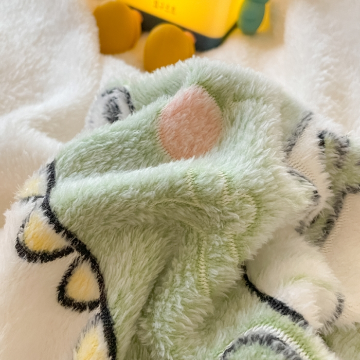 91家纺网 家纺一手货源 找家纺 慕尚 2025新款5D雪花绒四件套系列 恐龙之恋