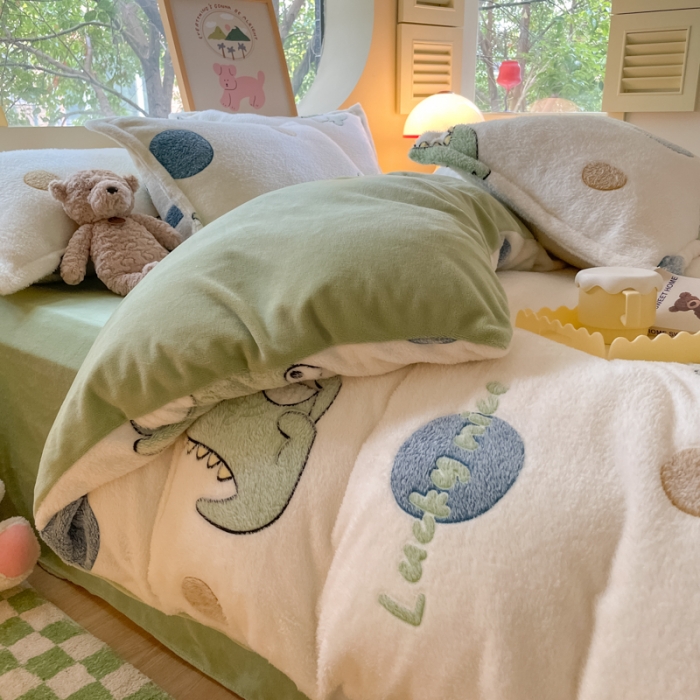 91家纺网 家纺一手货源 找家纺 慕尚 2025新款5D雪花绒四件套系列 恐龙之恋