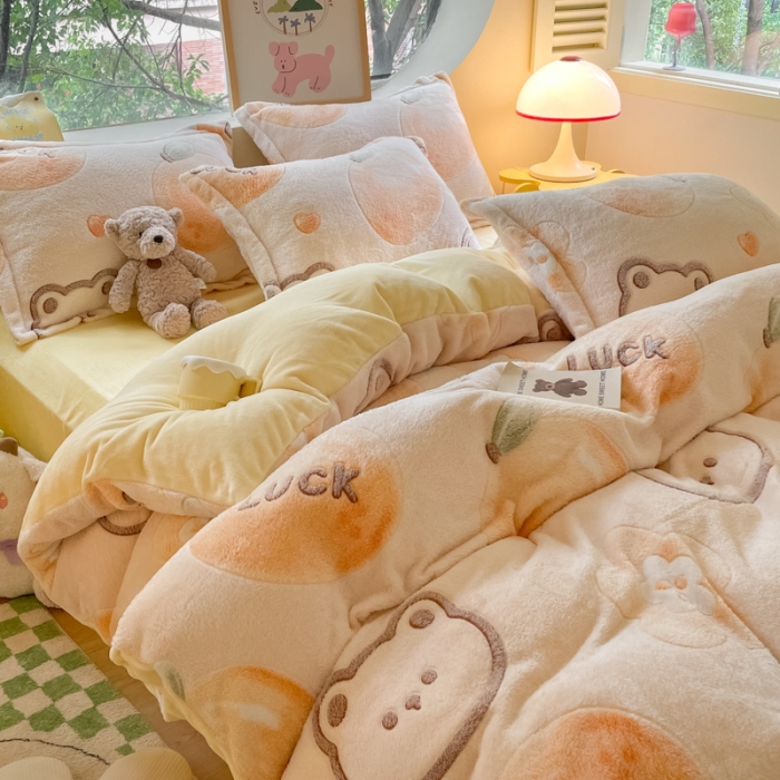 91家纺网 家纺一手货源 找家纺 慕尚 2025新款5D雪花绒单品系列-单被套 桔子熊