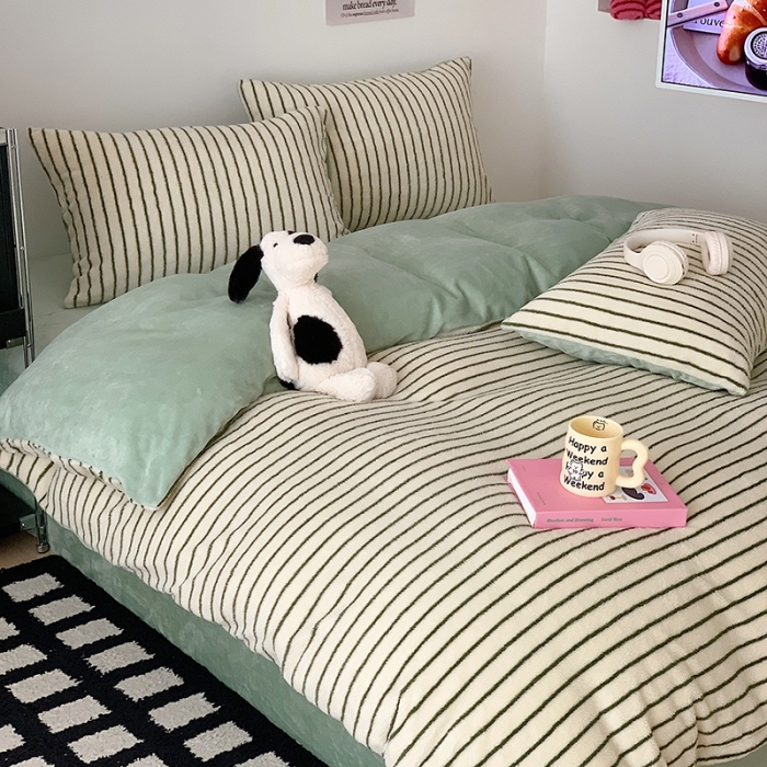 91家纺网 家纺一手货源 找家纺 桃子家居 2023新款A类舒棉绒牛奶绒暖绒简约ins甜心加厚四件套 舒棉绒-贝拉绿