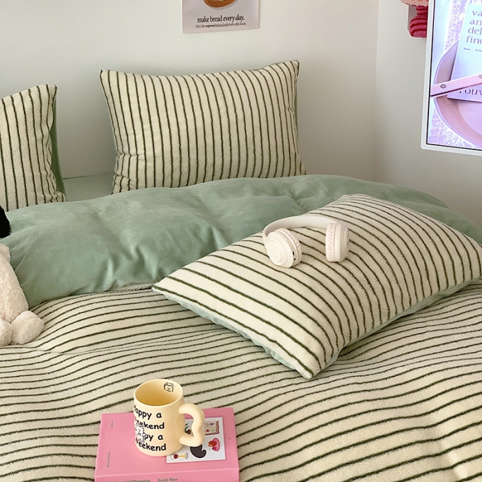 91家纺网 家纺一手货源 找家纺 桃子家居 2023新款A类舒棉绒牛奶绒暖绒简约ins甜心加厚四件套 舒棉绒-贝拉绿