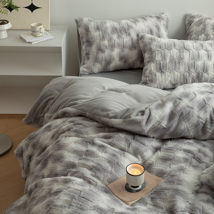 91家纺网 家纺一手货源 找家纺 （总）安哆啦家纺 2024新款濑兔绒毛晕染色系牛奶绒四件套