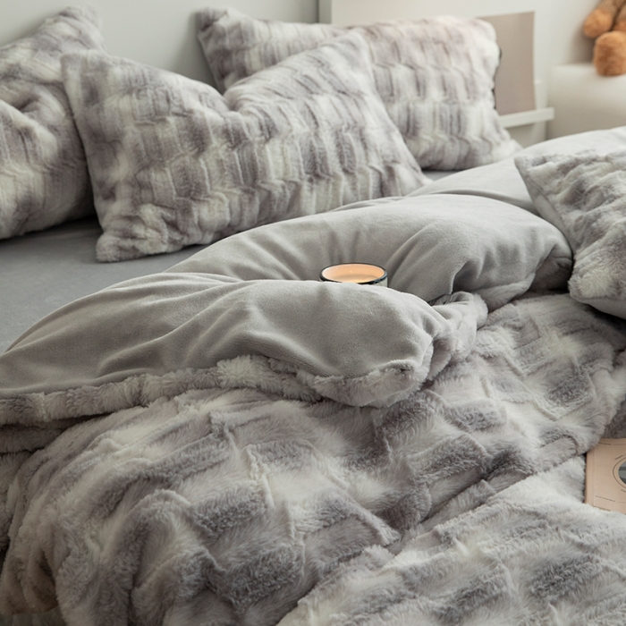 91家纺网 家纺一手货源 找家纺 （总）安哆啦家纺 2024新款濑兔绒毛晕染色系牛奶绒四件套