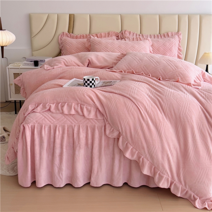 91家纺网 家纺一手货源 找家纺 十个点家纺 2024新款牛奶绒床裙四件套-欣雅 欣雅胭脂粉