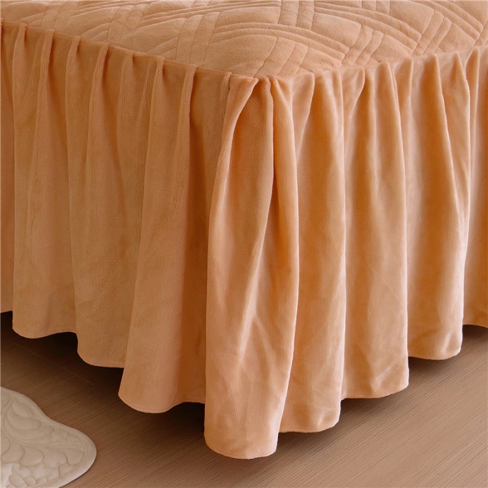 91家纺网 家纺一手货源 找家纺 十个点家纺 2024新款牛奶绒单床裙-欣雅 金驼色