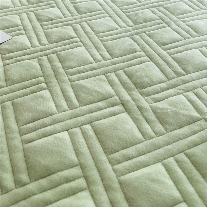 91家纺网 家纺一手货源 找家纺 十个点家纺 2024新款牛奶绒单床裙-欣雅 奶油绿