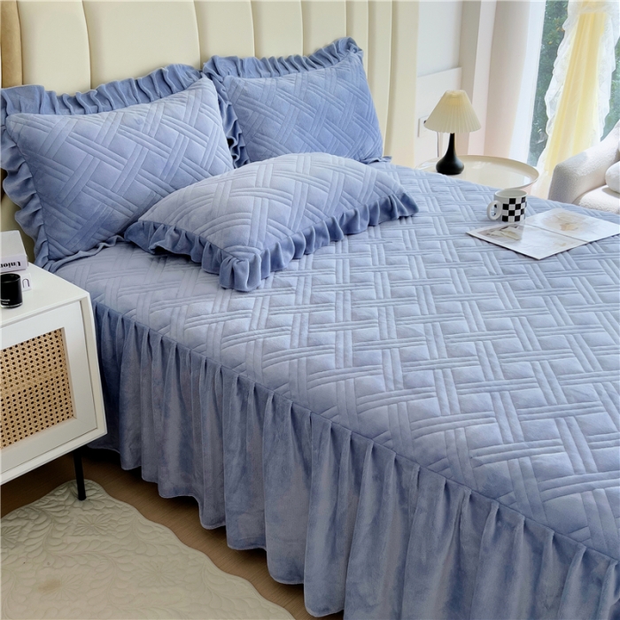 91家纺网 家纺一手货源 找家纺 十个点家纺 2024新款牛奶绒单床裙-欣雅 浅宝蓝