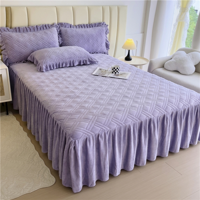 91家纺网 家纺一手货源 找家纺 十个点家纺 2024新款牛奶绒单床裙-欣雅 香芋紫