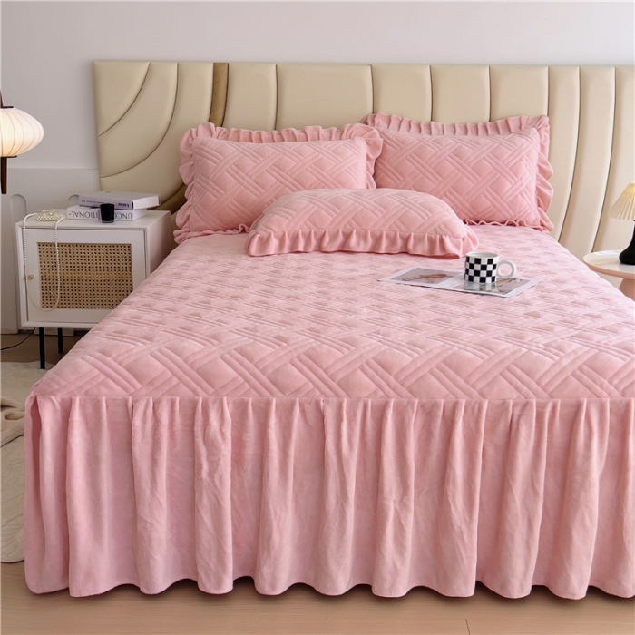 91家纺网 家纺一手货源 找家纺 十个点家纺 2024新款牛奶绒单床裙-欣雅 胭脂粉