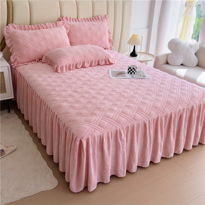 91家纺网 家纺一手货源 找家纺 十个点家纺 2024新款牛奶绒单床裙-欣雅 胭脂粉