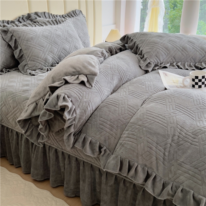 91家纺网 家纺一手货源 找家纺 十个点家纺 2024新款牛奶绒欣雅床盖四件套 欣雅-奶油灰