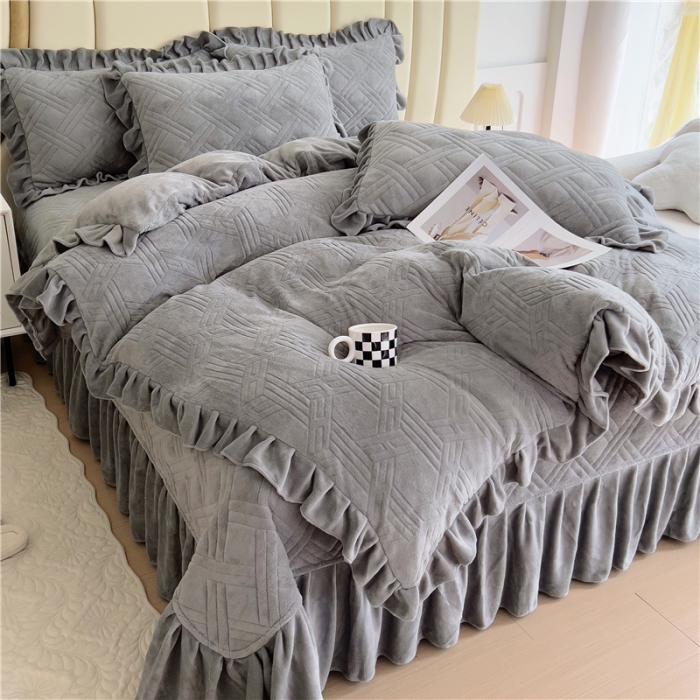 91家纺网 家纺一手货源 找家纺 十个点家纺 2024新款牛奶绒欣雅床盖四件套 欣雅-奶油灰