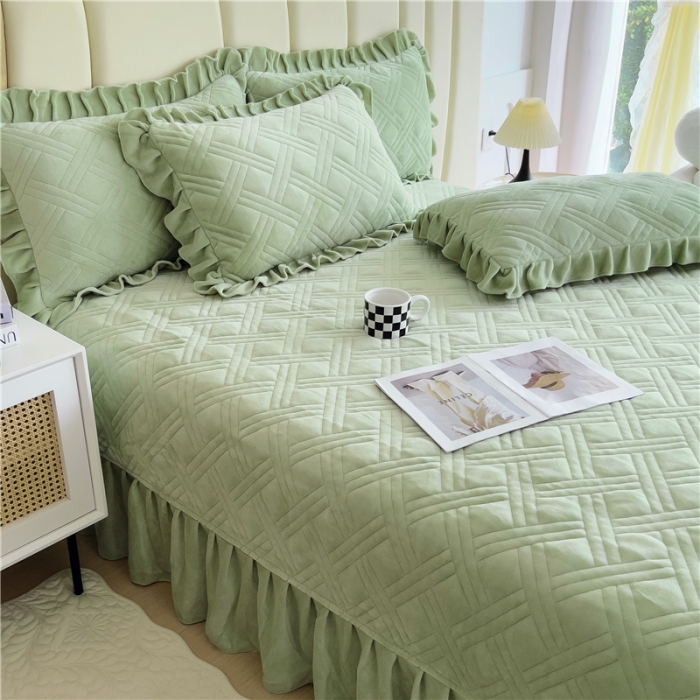 91家纺网 家纺一手货源 找家纺 十个点家纺 2024新款牛奶绒欣雅系列单床盖 欣雅-奶油绿