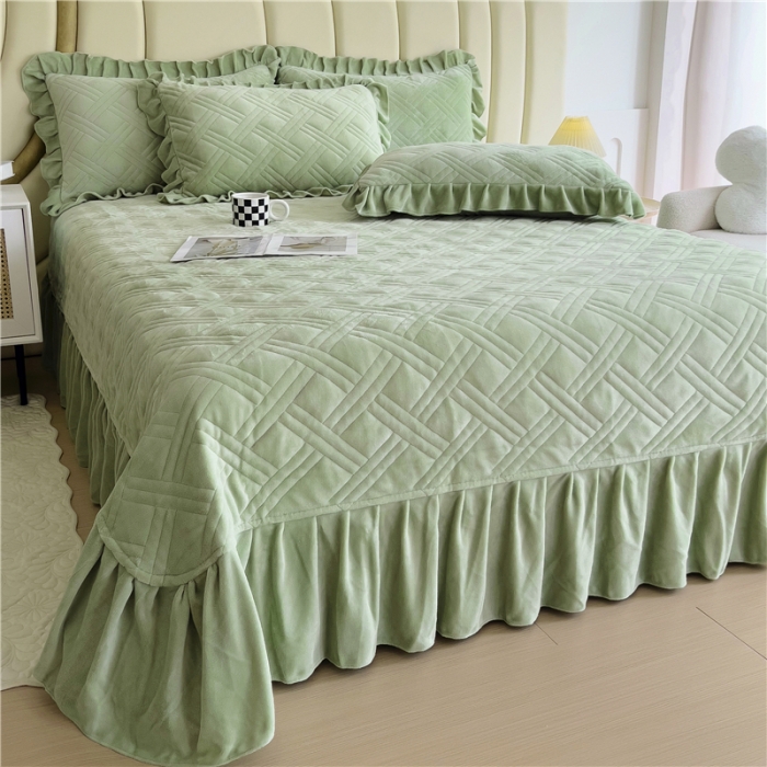 91家纺网 家纺一手货源 找家纺 十个点家纺 2024新款牛奶绒欣雅系列单床盖 欣雅-奶油绿