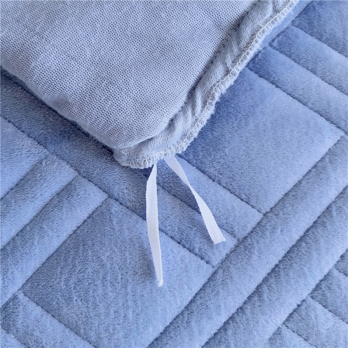 91家纺网 家纺一手货源 找家纺 十个点家纺 2024新款牛奶绒欣雅系列单床盖 欣雅-浅宝蓝