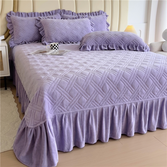 91家纺网 家纺一手货源 找家纺 十个点家纺 2024新款牛奶绒欣雅系列单床盖 欣雅-香芋紫