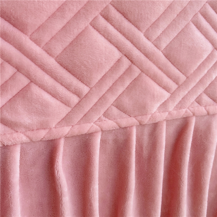 91家纺网 家纺一手货源 找家纺 十个点家纺 2024新款牛奶绒欣雅系列单床盖 欣雅-胭脂粉