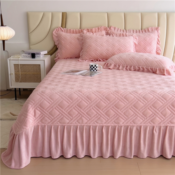 91家纺网 家纺一手货源 找家纺 十个点家纺 2024新款牛奶绒欣雅系列单床盖 欣雅-胭脂粉