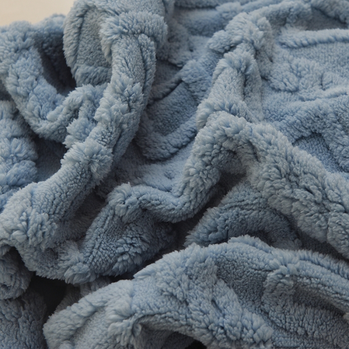 91家纺网 家纺一手货源 找家纺 启博家纺 2023新款简约提花绒床头罩 天蓝