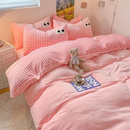 91家纺网 家纺一手货源 找家纺 韩都家居 2023新款加厚牛奶绒拼色四件套 大眼-玉小格