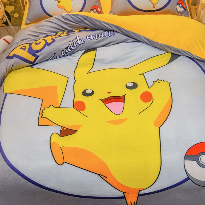 91家纺网 家纺一手货源 找家纺 ds生活馆2025新款大版卡通水晶牛奶珊瑚绒单被套三四件套 宝可梦