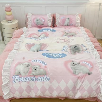 91家纺网 家纺一手货源 找家纺 昔可家纺 2023新款花边数码宝宝绒四件套 蜜桃粉猫