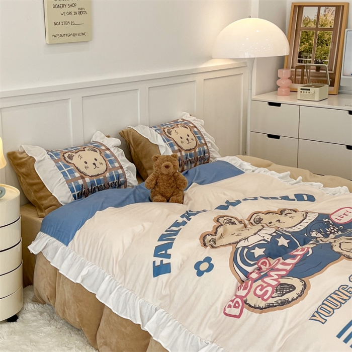 91家纺网 家纺一手货源 找家纺 昔可家纺 2023新款花边数码宝宝绒四件套 冬日熊宝