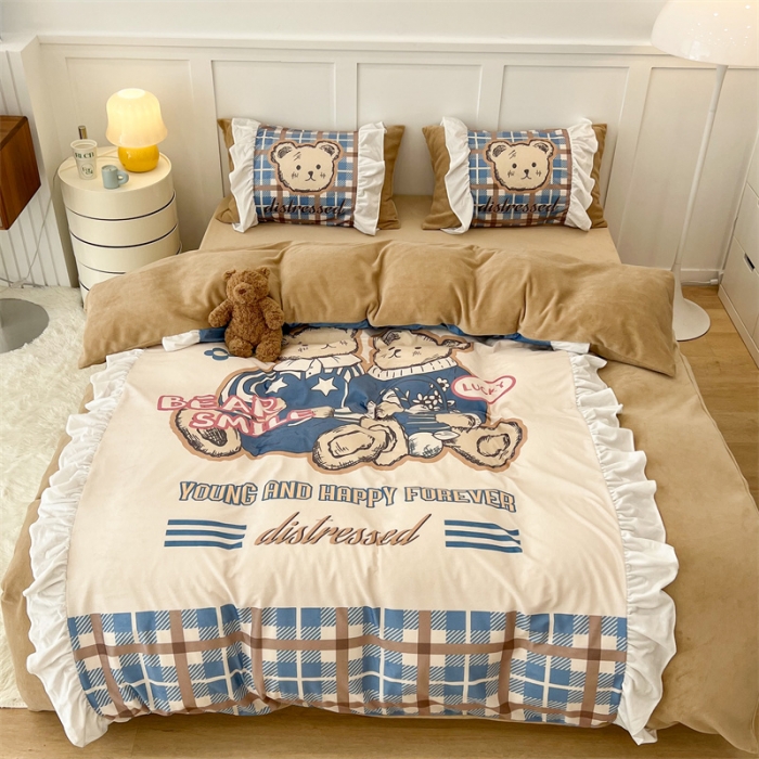 91家纺网 家纺一手货源 找家纺 昔可家纺 2023新款花边数码宝宝绒四件套 冬日熊宝