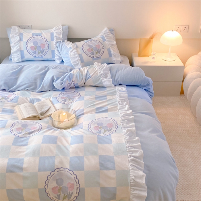 91家纺网 家纺一手货源 找家纺 昔可家纺 2023新款花边数码宝宝绒四件套 蓝棋盘郁金