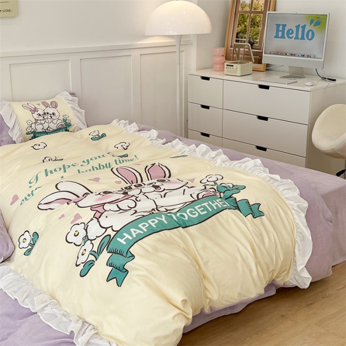 91家纺网 家纺一手货源 找家纺 昔可家纺 2023新款花边数码宝宝绒四件套 萌萌兔兔