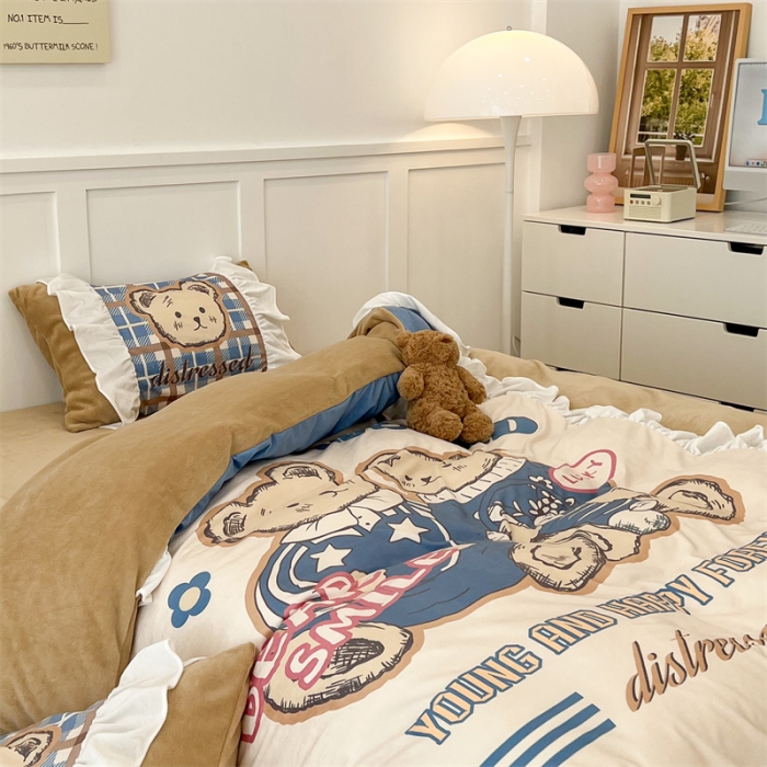 91家纺网 家纺一手货源 找家纺 昔可家纺 2023新款花边数码宝宝绒四件套 冬日熊宝