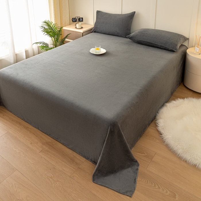 91家纺网 家纺一手货源 找家纺 慕澄家纺 2023新款纯色牛奶绒加厚保暖多功能床单盖毯 床单-墨灰