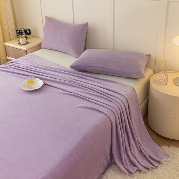 91家纺网 家纺一手货源 找家纺 慕澄家纺 2023新款纯色牛奶绒加厚保暖多功能床单盖毯 床单-烟紫