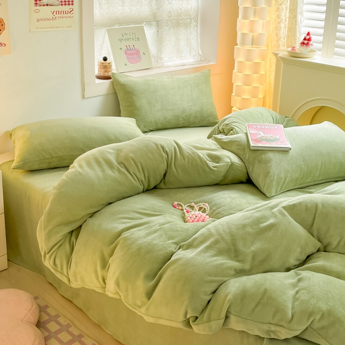 91家纺网 家纺一手货源 找家纺 慕澄家纺 2023新款简约牛奶绒加厚保暖四件套-纯爱 纯爱-抹茶
