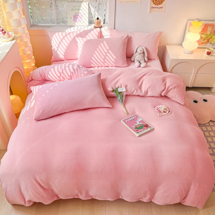 91家纺网 家纺一手货源 找家纺 慕澄家纺 2023新款简约牛奶绒加厚保暖四件套-纯爱 纯爱-桃粉