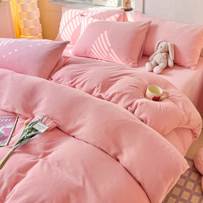 91家纺网 家纺一手货源 找家纺 慕澄家纺 2023新款简约牛奶绒加厚保暖四件套-纯爱 纯爱-桃粉