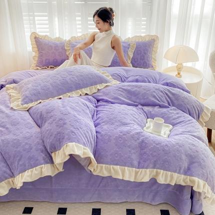 91家纺网 家纺一手货源 找家纺 2025新款高克重5D雕花加厚牛奶绒韩式花边系列 花海-罗兰紫