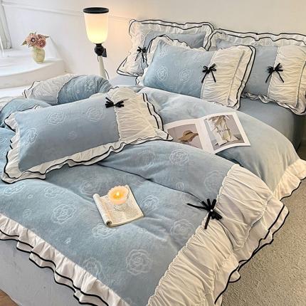 91家纺网 家纺一手货源 找家纺 （总）逸尚阁 2024新款牛奶绒雕花拼接双层花边四件套