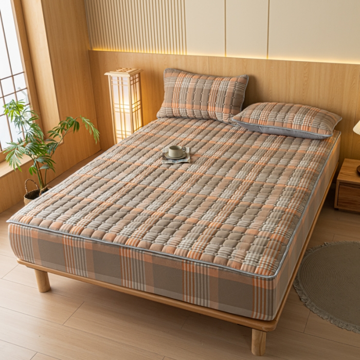 91家纺网 家纺一手货源 找家纺 卡伦 2025新款A类纯棉水洗棉夹棉床笠 错格咖