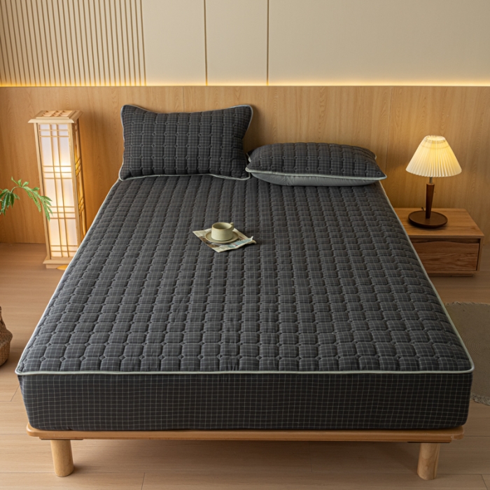 91家纺网 家纺一手货源 找家纺 卡伦 2025新款A类纯棉水洗棉夹棉床笠 灰小方格