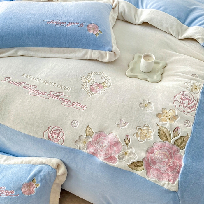 91家纺网 家纺一手货源 找家纺 可以家居 2023新款高克重全消光绣花四件套-伊芙琳 伊芙琳-梵星蓝