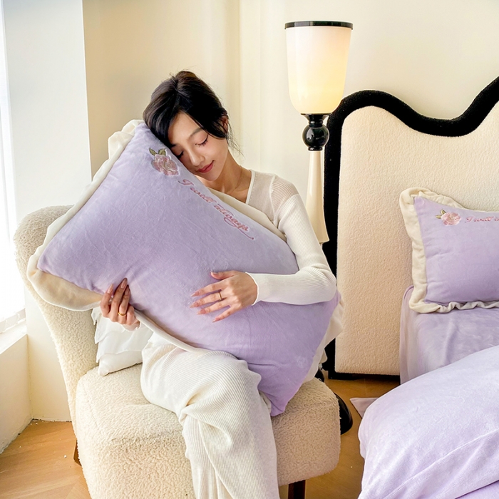 91家纺网 家纺一手货源 找家纺 可以家居 2023新款高克重全消光绣花四件套-伊芙琳 伊芙琳-蔷薇紫