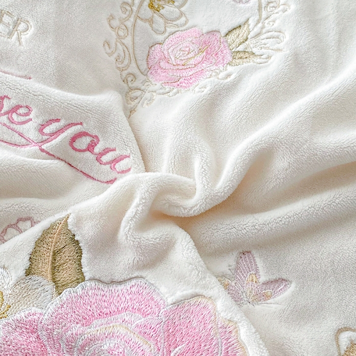 91家纺网 家纺一手货源 找家纺 可以家居 2023新款高克重全消光绣花四件套-伊芙琳 伊芙琳-蔷薇紫