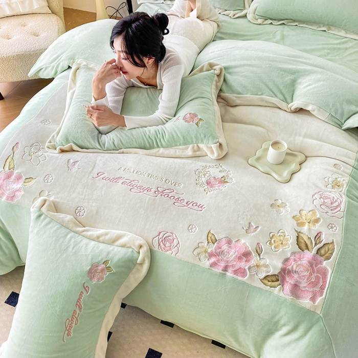 91家纺网 家纺一手货源 找家纺 可以家居 2023新款高克重全消光绣花四件套-伊芙琳 伊芙琳-新芽绿