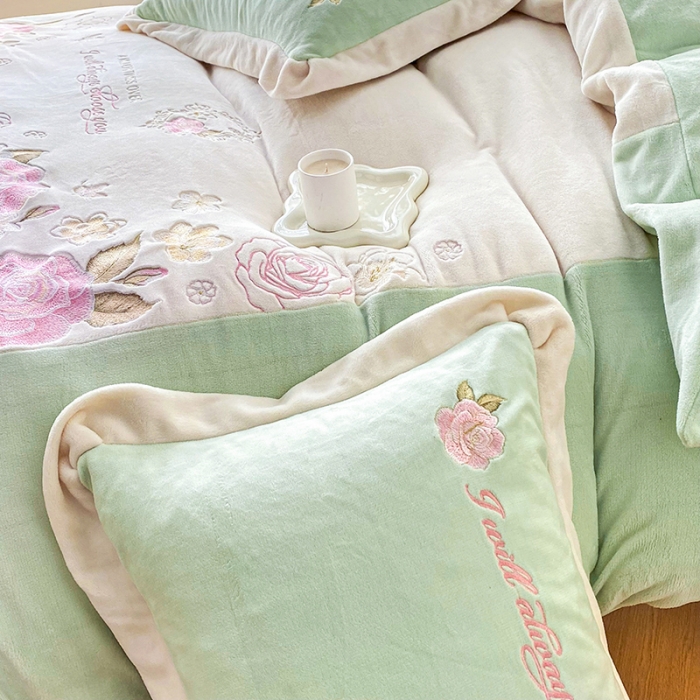 91家纺网 家纺一手货源 找家纺 可以家居 2023新款高克重全消光绣花四件套-伊芙琳 伊芙琳-新芽绿